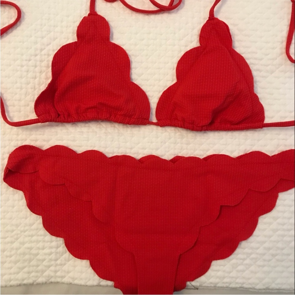 Red bikini like new